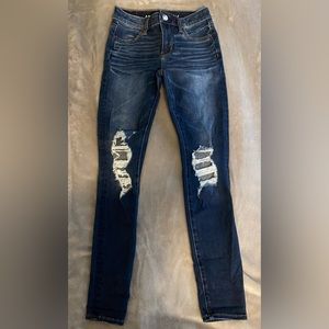 NEW! AE ripped jeans, size 0